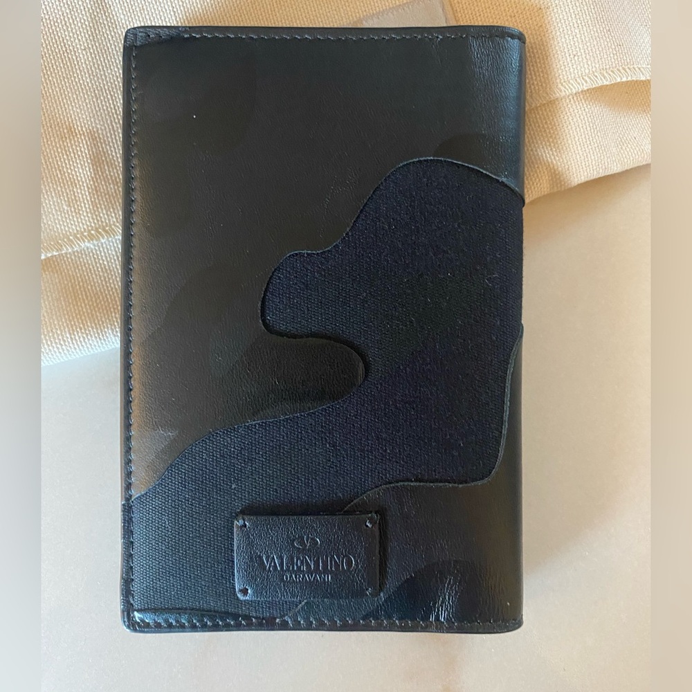 Valentino Camouflage Leather Passport Holder - Picture 2 of 6
